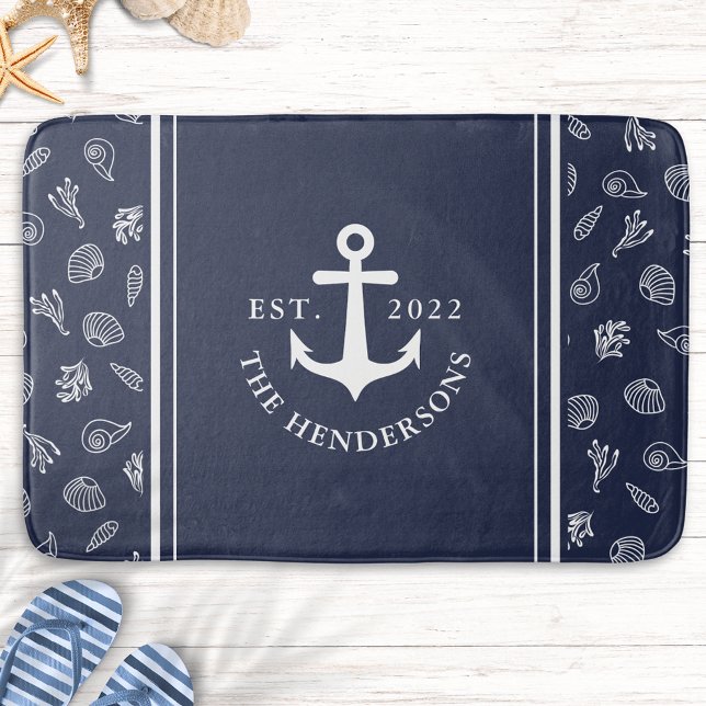 Tapis De Bain Ancre bleue marine blanche personnalisée (Personalized Nautical Navy Blue Bath Mat with a White Anchor )