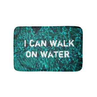 Tapis de bain avec le message : "Je peux marcher