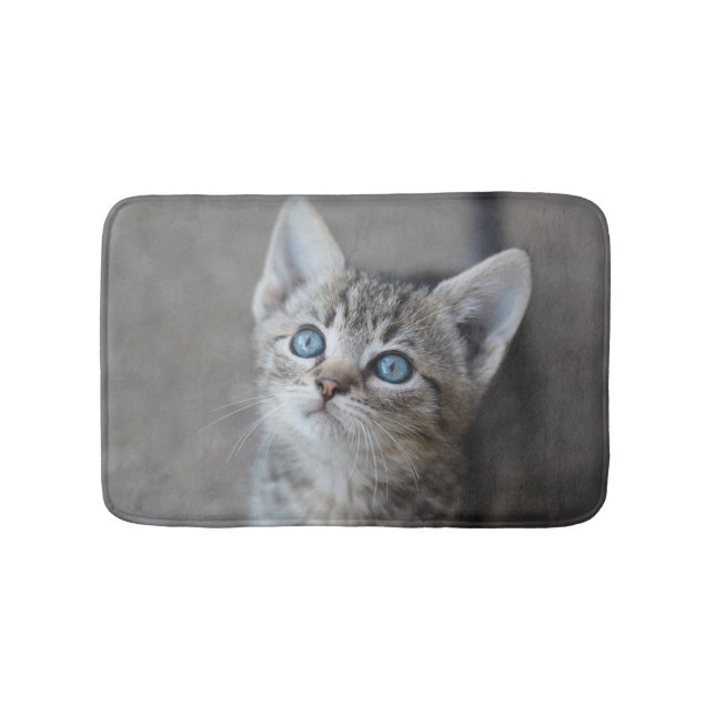 Tapis De Bain Chaton mignon dans le jardin (Devant)
