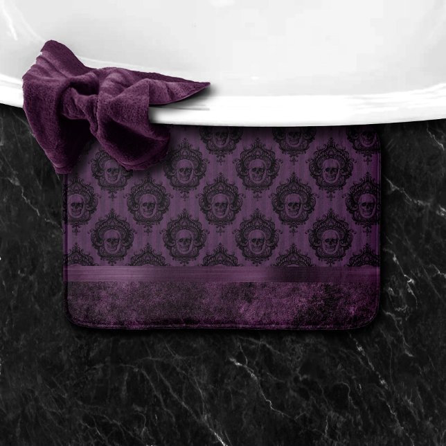 Tapis De Bain Chic gothique pourpre | Aubergine et crâne noir (Créateur téléchargé)