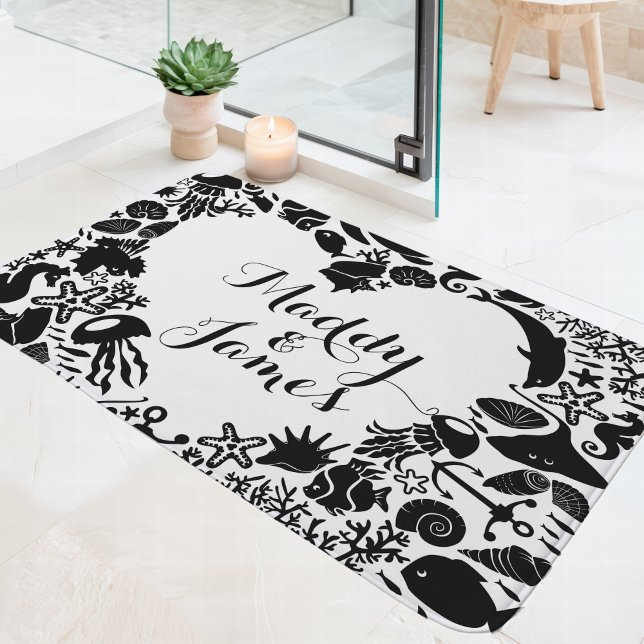 Tapis De Bain Créatures marines noir et blanc couple monogramme  (Créateur téléchargé)