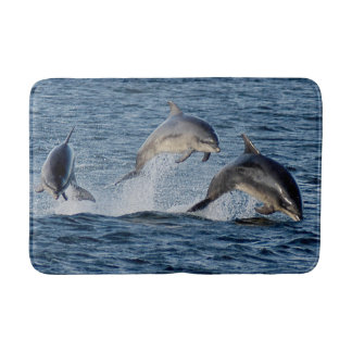 Tapis De Bain Dauphins sauvages sautant la montagne de l'Ecosse