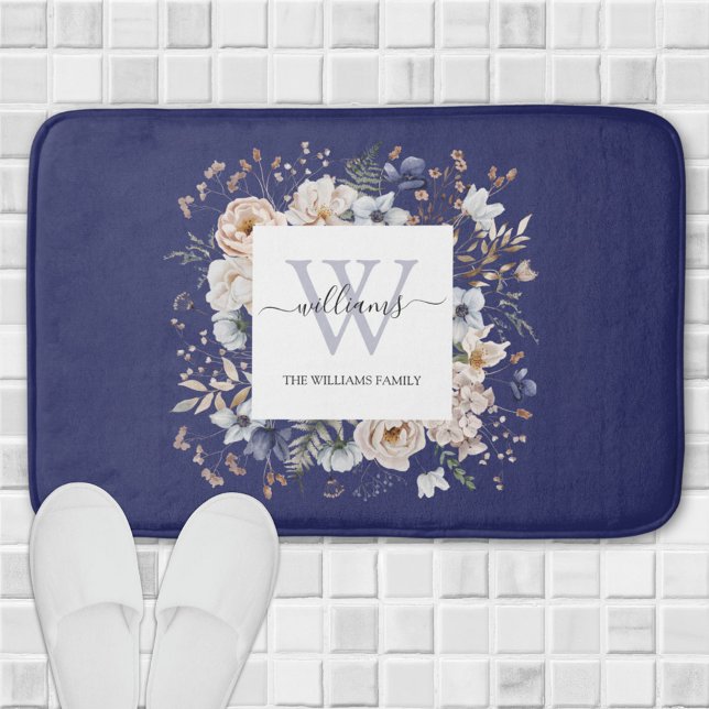 Tapis De Bain Elegant Monogram Pretty Beige Blue Flowers Floral (In situ)