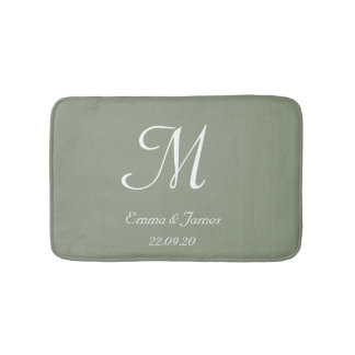 Tapis De Bain Élégant Sage Green Monogramme Nom Nouveaux mariés