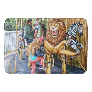 Tapis De Bain Fille montant sur un carrousel