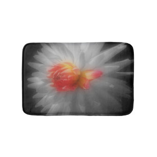 Tapis De Bain Fleur Rouge Dahlia Avec Une Touche De Couleur