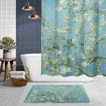 Tapis De Bain Fleurs d'amandes | Vincent van Gogh<br><div class="desc">Almond Blossoms (1890) de l'artiste néerlandais Vincent van Gogh (1853-1890). Le tableau de Van Gogh's Almond Blossoms présente des fleurs blanches délicates dressées contre un ciel turquoise vibrant, symbolisant une nouvelle vie et un renouveau. Inspiré de l'art japonais, les branches élégantes et les lignes fluides créent un sentiment de sérénité...</div>