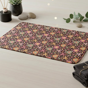 Tapis De Bain Fleurs Et Étoiles De Mer Sur Fond Brun Chocolat