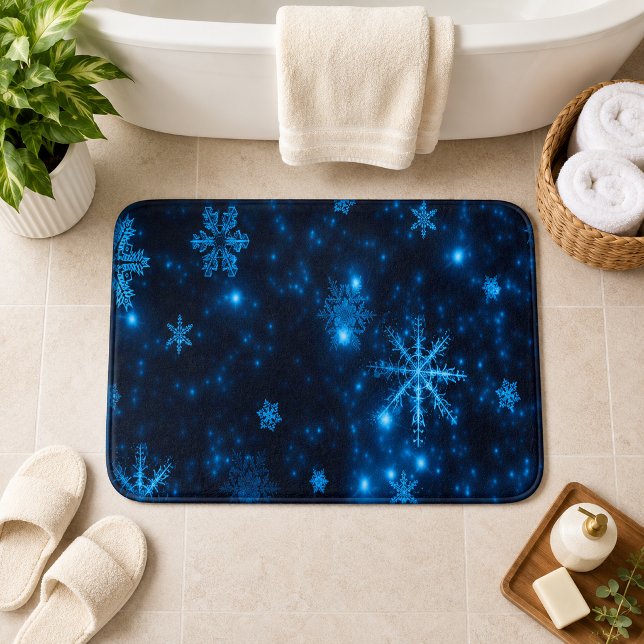 Tapis de bain grand format Deep Blue et flocons de (Deep Blue and Bright Snowflakes Large Bath Mat)