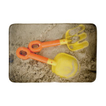 Jouets de sable jaune et orange
