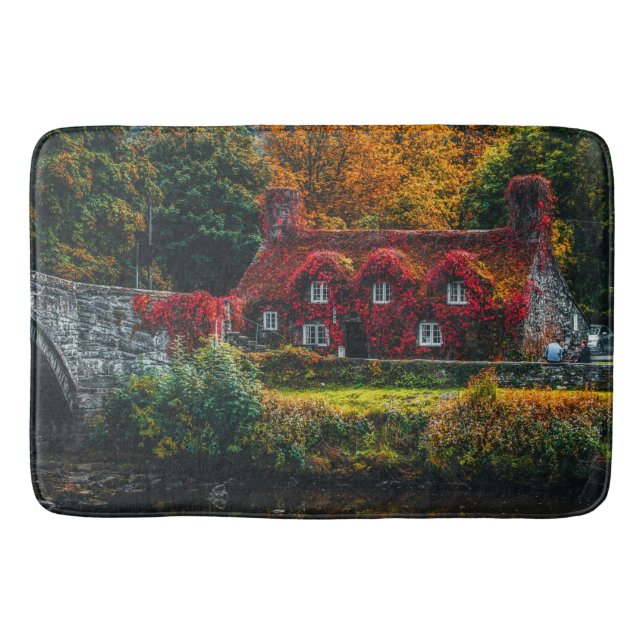 Tapis De Bain Maison de campagne avec vignes rouges Couvrant la  (Devant)