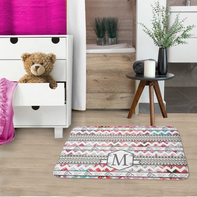 Tapis De Bain Modèle floral de la menthe de Monogramme personnal (Créateur téléchargé)