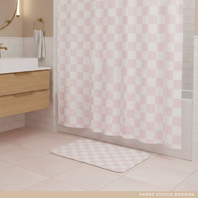 Tapis De Bain Modern Pink Checkered Pattern (Shower curtain sold separately. )