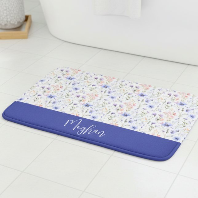 Tapis De Bain Monogramme de nom de fleur sauvage aquarelle bleu  (Créateur téléchargé)