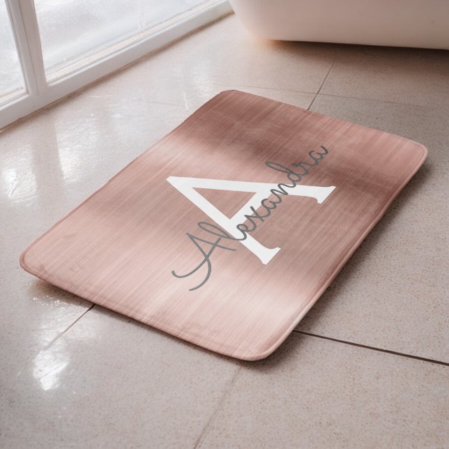 Tapis De Bain Monogramme en métal brossé rose or Nom et initiale (Créateur téléchargé)