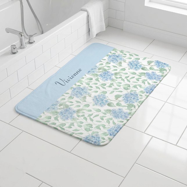 Tapis De Bain Monogramme Fleur Sauvage Aquarelle Bleu Vert (Blue Green Watercolor Wildflower Monogram Bath Mat )