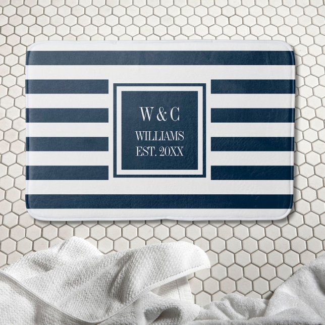 Tapis De Bain Monogramme Personnalisé Rayure Bleu Marine Blanc (Personalized Monogram Navy Blue White Stripe Bath Mat)