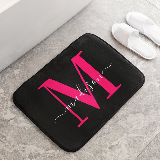 Tapis De Bain Monogramme rose chaud noir et gras Première fille (Créateur téléchargé)