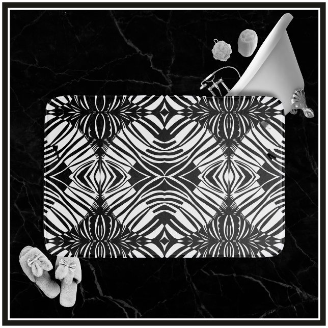 Tapis De Bain Motif tribal géométrique noir et blanc Artsy (Add a Touch of Style to Your Bathroom Decor with a Tribal Pattern Bathmat in Classic Black & White! )