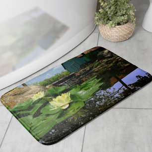 Tapis De Bain Nappes D'Eau Dans L'Étang