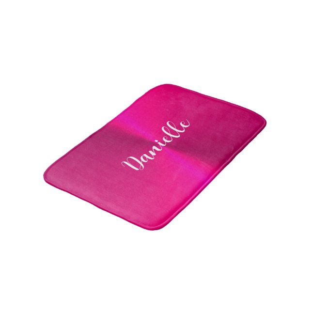 Tapis De Bain Nom personnalisé en faux métal rose (Angle)