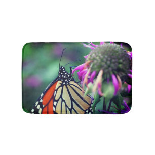 Tapis De Bain Papillon Monarque En Fleur Fermer