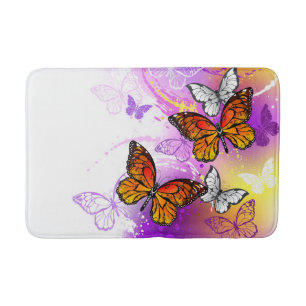 Tapis De Bain Papillons Monarque sur Arrière - plan pourpre