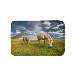 Tapis De Bain Pâturage de deux chevaux en pâturage