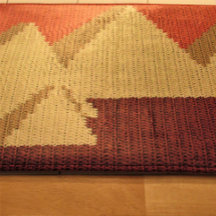 Pyramides égyptiennes Tan Rust Crochet Artistique