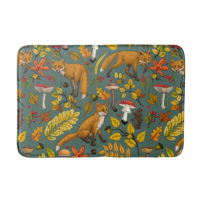 Tapis De Bain Renard d'automne sur pin vert (Devant)