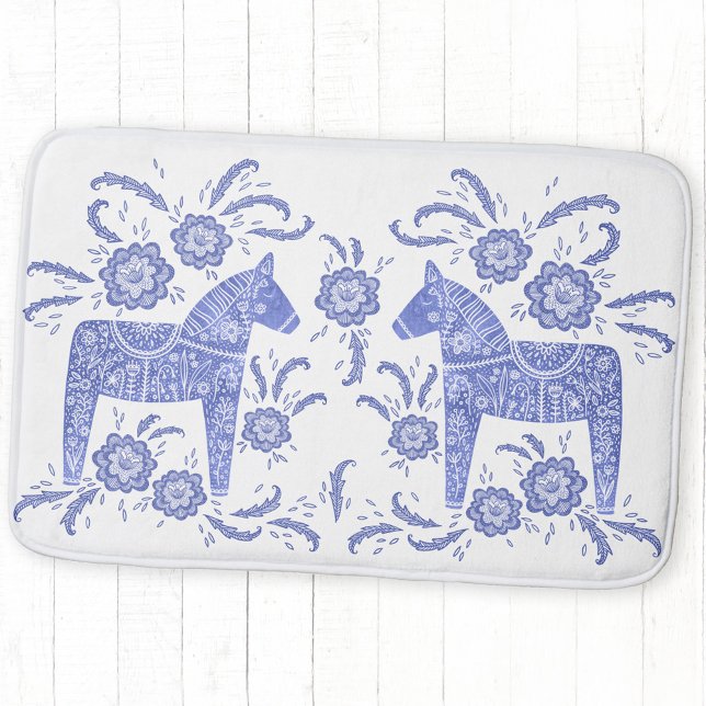 Tapis De Bain Swedish Dala Horse Indigo Blue and White Bath Mat (Swedish Dala Horse blue and white folk art bath mat)