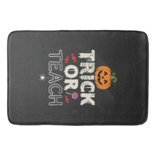 Tapis De Bain Trick or Teach Halloween Teacher Design (2)_1