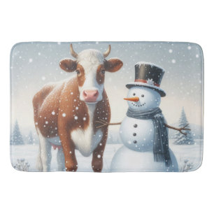 Tapis De Bain Vache mignonne et bonhomme de neige dans le champ
