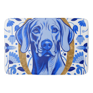 Tapis De Bain Weimaraner peering thru the letter "O" in Gold