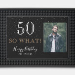 Tapis De Bar 50 alors ce Citation drôle Black 50th Birthday Pho<br><div class="desc">50 alors ce Drôle Citation Black 50th Birthday Photo Bar Mat. Grand cadeau d'humour pour le 50e anniversaire avec une photo personnalisée, inspirant et drôle de citation 50 alors quoi. L'arrière - plan est noir et le texte est blanc et doré. Personnalisez-le avec votre photo, votre nom et votre numéro...</div>