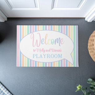 Tapis de bienvenue rayé de couleurs pastel pour en