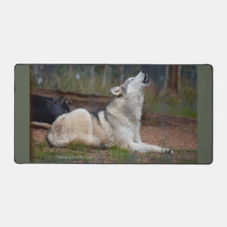 Tapis de bureau Loup Hurleur