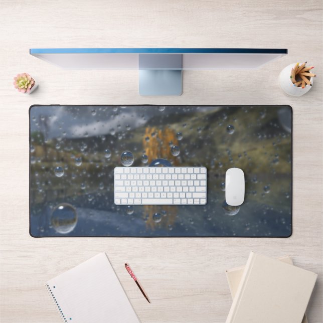 Tapis de bureau Rain in the Glen (Bureau 1)