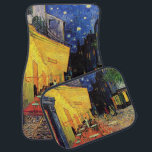 Tapis De Sol Café Terrasse à la nuit par Vincent van Gogh<br><div class="desc">Le Café Terrace sur la Place du Forum de Vincent van Gogh est un post impressionnisme d'art vintage, une peinture architecturale de paysage urbain. Vue extérieure d'un restaurant avec tables, chaises, serveurs et personnes à manger. Une belle nuit avec des étoiles dans le ciel à Arles, France. À propos de...</div>