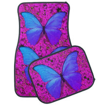 Voiture Mats Papillon violet sur les marguerites r