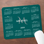 Tapis De Souris 2025 Calendrier Chic Monogramme Nom sur Turquoise<br><div class="desc">Le pavé de souris du calendrier 2025 est doté d'un élégant nom personnalisé et d'un monogramme au-dessus de l'année au milieu, entouré d'un calendrier blanc sur un arrière - plan turquoise. Ajoutez votre nom et votre initiale dans la barre latérale. Ça fait un grand cadeau ! Copyright ©Claire E. Skinner....</div>