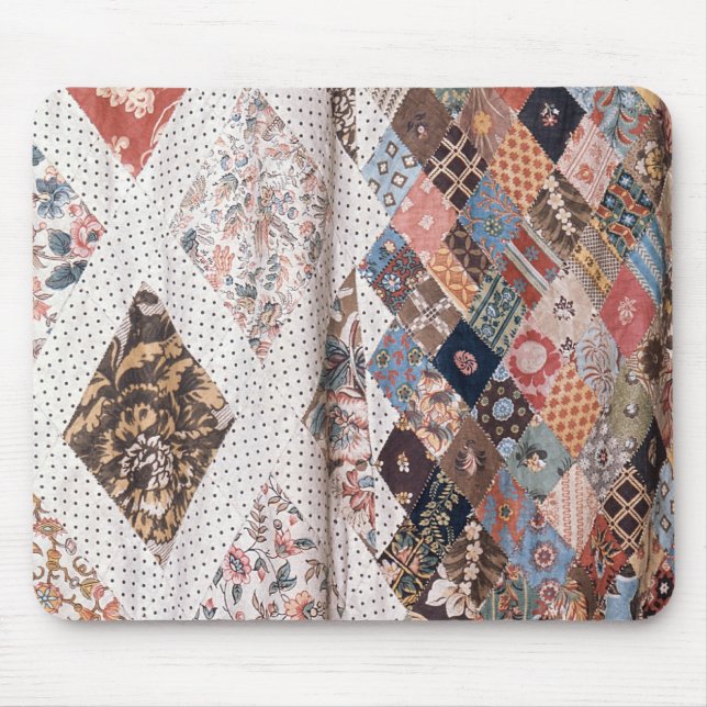 Tapis De Souris 53 : Détail d'un édredon de patchwork fait par Mme (Devant)