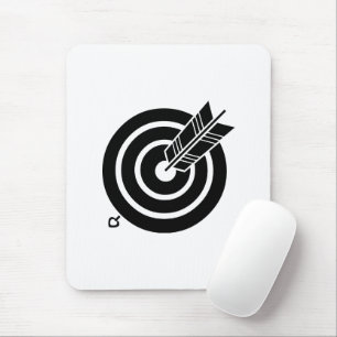 Tapis de souris à cible ronde touchée par une flèc