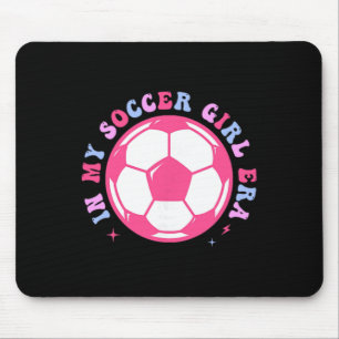 Tapis De Souris À l'ère de ma fille footballeuse Rétro Groovy Fill