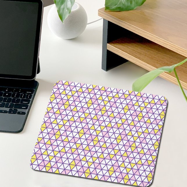 Tapis de souris à motif Triangles roses (Créateur téléchargé)