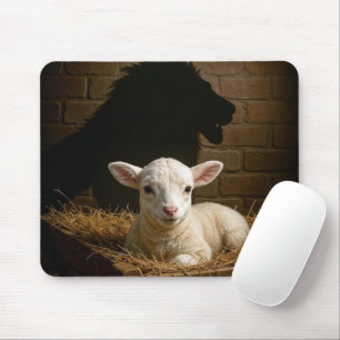 Tapis De Souris Agneau dans une mangeoire avec ombre de lion