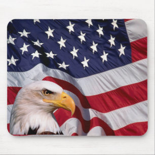 Tapis De Souris Aigle de Bald avec le drapeau américain en arriè