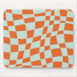 Tapis De Souris Alice on the floor