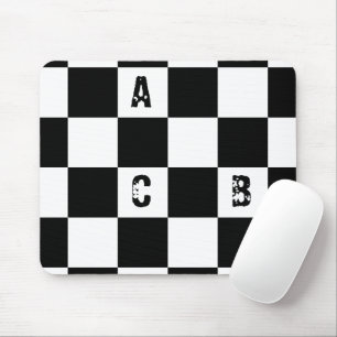 Tapis De Souris Alphabets noirs et blancs À damiers modernes