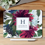 Tapis De Souris Aquarelle florale Bourgogne Marine Monogramme bleu<br><div class="desc">Ce design présente un bouquet floral aquarelle de fleurs bordeaux,  bleu marine et blanc. Customisez-le avec votre initiale monogramme et nom en bleu marine serif encadré par un carré blanc.</div>